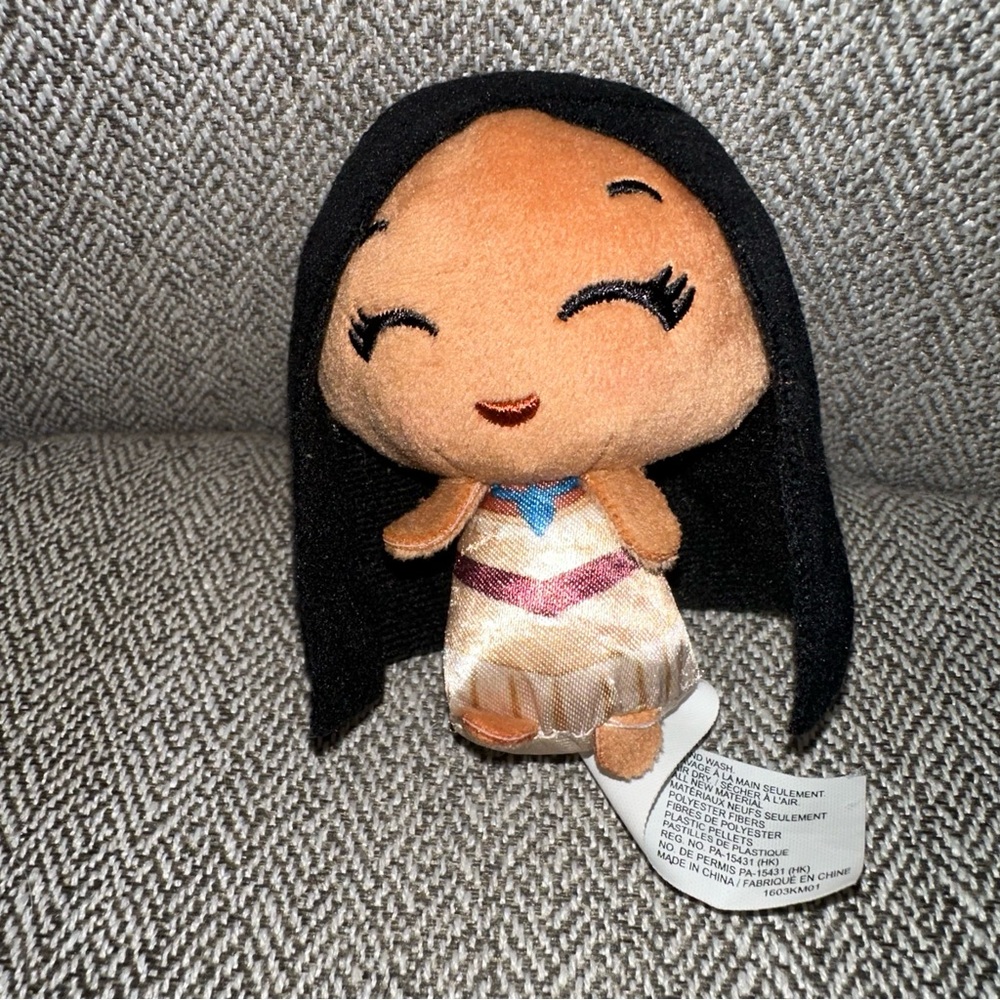 Disney Princess Surprise Mini Collectible Plush Teacup Series 3 Pocahontas 3.5”
